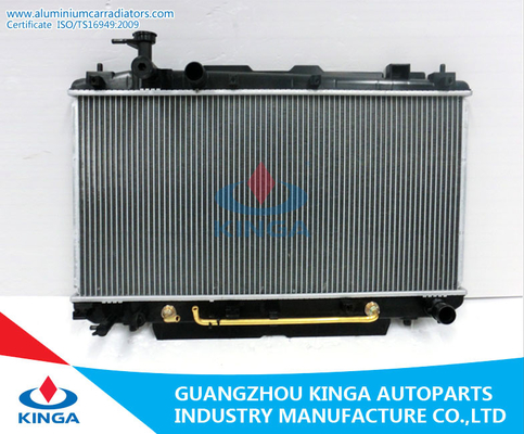 Chine PA 2003 d'OEM 16400-22130 du radiateur MCA21 de Toyota RAV4 16/22 à DPI 2411 fournisseur