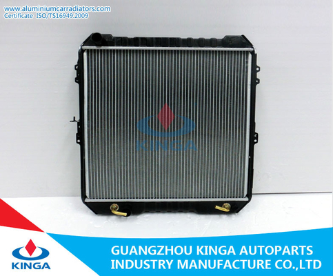 Chine radiateur en aluminium HILUX KB-LN165 PA26 de 1997 - de 1999 Toyota/au ruban fournisseur