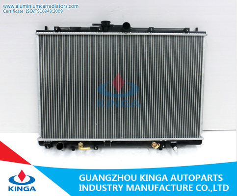 Chine Radiateur en aluminium de Honda pour l'ODYSSÉE RA8/OEM 19010 de J30A - PA16/À fournisseur