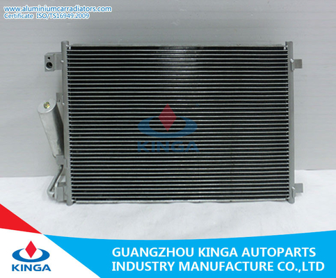 Chine Nissan aèrent le condensateur de traitement à C.A. d'OEM 2007 de QASHQAI 92100-JD00A fournisseur