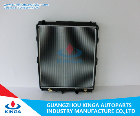 Chine COLLECTE LN167 de Toyota HILUX aux réparations en aluminium de radiateur refroidissant le radiateur fournisseur