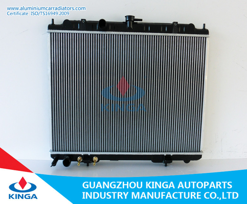 Chine Réparation classique argentée Nissan X-Trail de radiateur de voiture '01 T30 21460-8H900 À fournisseur