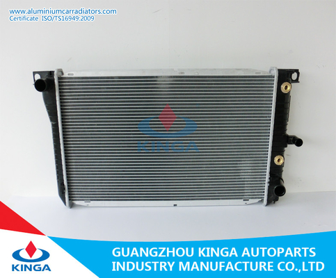Chine 21410-51E00/55E00/55E01 radiateur de l'OISEAU BLEU '87-91 U12MT Nissan pour le système de refroidissement fournisseur