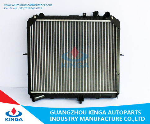 Chine Radiateur d'automobile de Hyundai KIA K-SERIE'01 OK06B-15-200 de garantie de qualité fournisseur