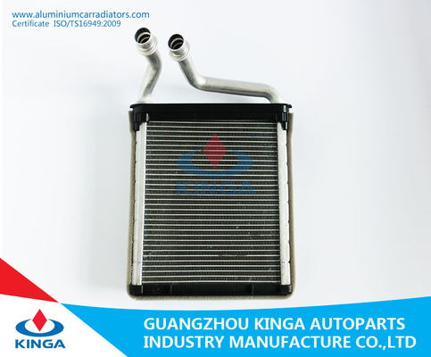 Chine Modèle chaud en aluminium VOLSWAGEN A4 de radiateur de la chaleur de l'eau d'appareil de chauffage de VW de vent de voiture fournisseur