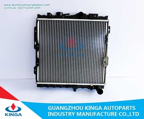 Chine Capacité de mémoire en plastique de la TA du radiateur K722 de Mitsubishi de réservoir de noyau en aluminium 375*398*16mm fournisseur