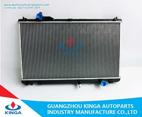 Chine Réservoir en plastique de radiateur en aluminium automatique de voiture de LEXUS IS-F 11-MT pour Toyota fournisseur