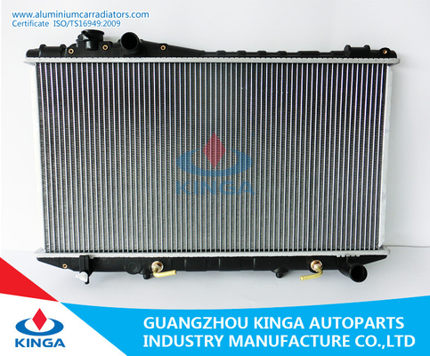 Chine 89-92 représentation de radiateurs de rechange de radiateur de Gx81 Toyota Cressida fournisseur