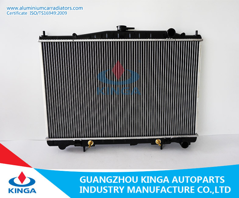Chine Haut radiateur de refroidissement de Nissan de représentation pour Cedric 90-95 Py32 À fournisseur