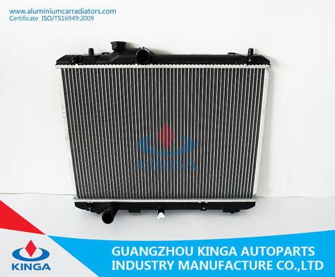 Chine Radiateur en aluminium et en plastique de véhicule pour OEM 17700-63J00 de Suzuki SWIFT'05 fournisseur