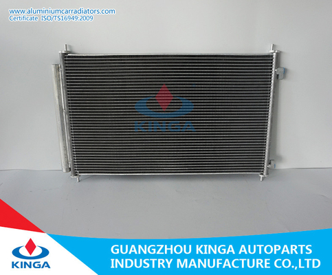 Chine Condensateur original à C.A. de voiture du noyau en aluminium de Mazda 8 (13-) dans la haute performance fournisseur