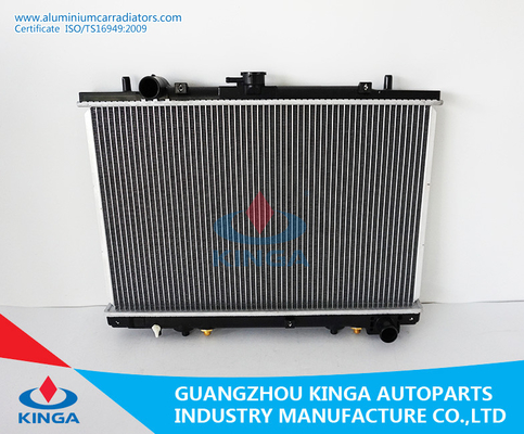 Chine COLLECTE 1996-2000 de MITSUBISHI L200 au radiateur de haute performance de pièces de moteur fournisseur