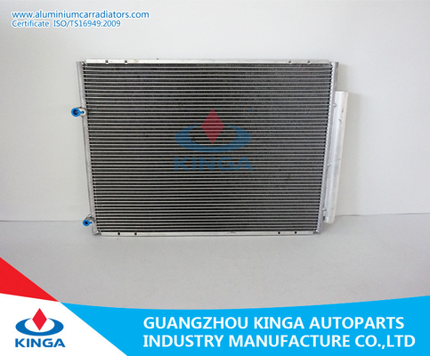 Chine Condensateur de refroidissement pour l'OEM de SIENNA 03 88461-08010, condensateur à C.A. pour la voiture fournisseur