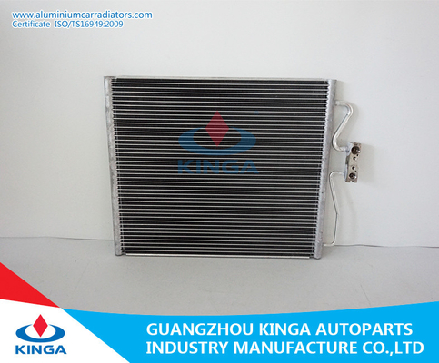 Chine Condensateur automatique de climatisation de condensateur à C.A. pour OEM 64538373924 de BMW 7 E38'94- fournisseur