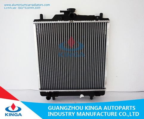 Chine Radiateurs en aluminium Replacment de voiture portent de Suzuki/Every'99-02 Mt pour OEM automatique 17700-78A00 fournisseur