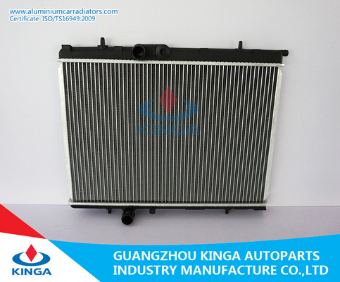 Chine Radiateurs en aluminium de la voiture KJ-15178-PA16/26 pour PEUGEOT 307 au radiateur automatique fait sur commande fournisseur