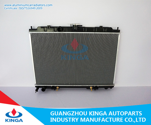Chine 21460- Le radiateur en plastique X de réservoir de noyau en aluminium - traînez le radiateur de Nissan pendant 12 mois de garantie fournisseur