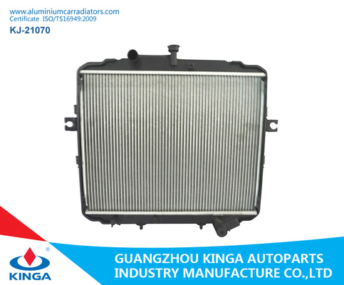 Chine Pièces de rechange automatiques/OEM à refroidissement par eau 25310-4f400 de radiateur de Hyundai fournisseur