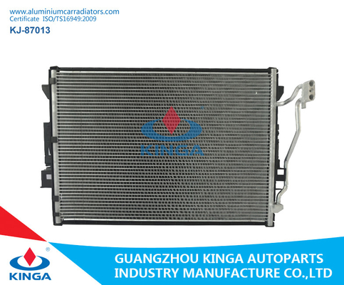Chine OEM classe du Cl 2215010154 de radiateurs en aluminium de voiture/benz automatique de système de refroidissement de condensateur à C.A. fournisseur