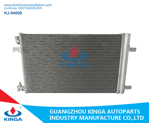 Chine Radiateurs en aluminium soudés de voiture d'a/c pour OEM 1850135 de Chevrolet Cruze/Opel Astra fournisseur