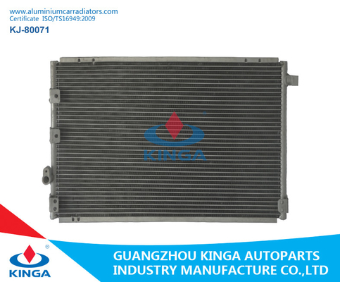 Chine Direct - radiateur de voiture de Toyota d'écoulement pour l'OEM d'Ipsum 96-01 88460-44030/44040/44050 fournisseur