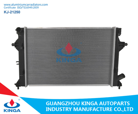 Chine croix en aluminium de soudure de refroidissement de radiateur de 2016 25310-F2000 Hyundai Elantra - type d'écoulement fournisseur