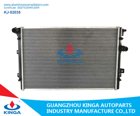 Chine Volkswagen Tiguan 2010 refroidissant les radiateurs en aluminium soudés de voiture 5n0121253f/H/L/M fournisseur
