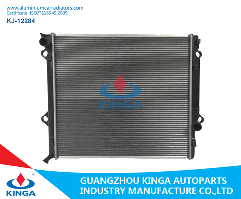 Chine Pièces d'auto en aluminium de soudure Kzj120 1kzt Mt 16400-67212/67213 de radiateur de Toyota 30150 30151 fournisseur