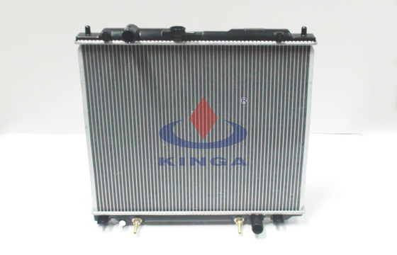 Chine Pièces d'auto pour le radiateur de Mitsubishi de PAJER0 V46 '1993, 1998 pour le système de refroidissement fournisseur