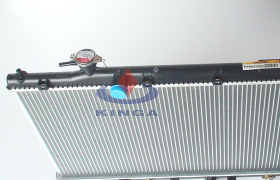 Chine CRV 2007 2.4L RE4 au radiateur de refroidissement en aluminium de moteur de vent de radiateur de Honda fournisseur