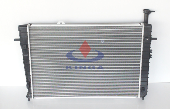 Chine 2004 radiateur de Hyundai Tucson, radiateurs de pièces d'auto 16/22/26 millimètres fournisseur