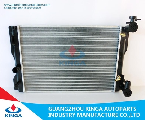 Chine 09 - 10 radiateur d'automobile de no. 13106 de DPI pour Corolla/Matrix/Vibe de Pontiac fournisseur