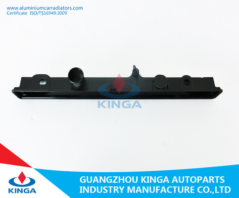 Chine Hilux 4x4 « 02&quot; en bas radiateur de rechange échoue le matériel PA66 fournisseur
