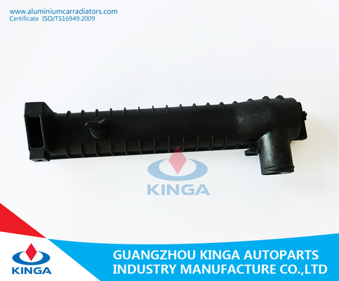 Chine Réparation BMW 316/318/520/525I 87-95 de réservoir de radiateur de transmission de la TA À fournisseur