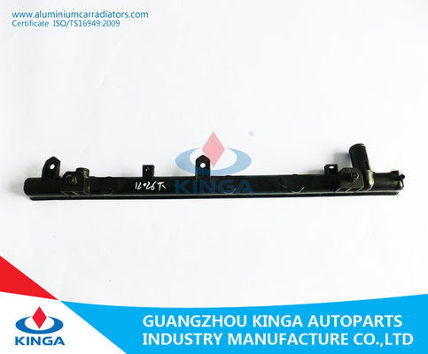 Chine PIQUE-NIQUE de TOYOTA IPWUM 'OEM de plastique 16400-7A270 de débouché de placement de réservoir de radiateur de la TA 96 SXM15 fournisseur