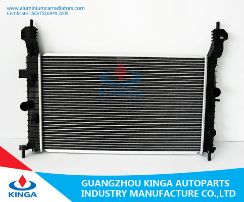 Chine OEM 1300413 de la TA en aluminium automatique d'Opel Meriva 1.4/1.6/1.8'03 de radiateur fournisseur