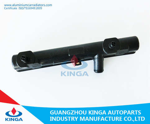 Chine Réservoir en plastique de radiateur de rechange pour la TA VITARA'96 avec KJ-18023 fournisseur