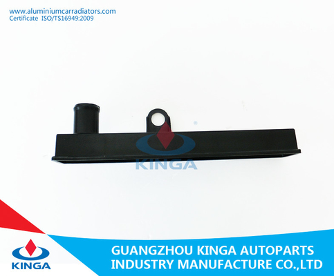 Chine HIACE 08 - réservoir SUPÉRIEUR de réservoir de radiateur de rechange de la TA de radiateur en plastique d'OEM 16510-30010 fournisseur