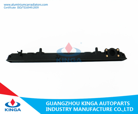Chine Réservoir en plastique 54.5*618.5MM de radiateur de la réparation MR481785 pour la TA de L200'98- (GAZ) fournisseur