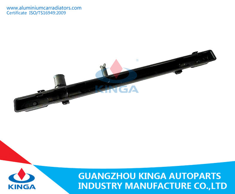 LA CHINE Réparez le réservoir en plastique 48*735MM de côté de radiateur de TOYOTA pour LEXUS'07-10 LS460MT fournisseur