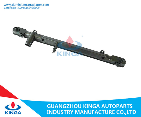 Chine Réservoir en plastique de radiateur automatique de garantie de la qualité pour la transmission automatique de la COURONNE UZS186 16400-50320 fournisseur