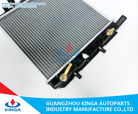 Radiateur automatique Demio 98 de représentation de pièces de rechange - OEM B5C8 15 200B de Pw3w fournisseur