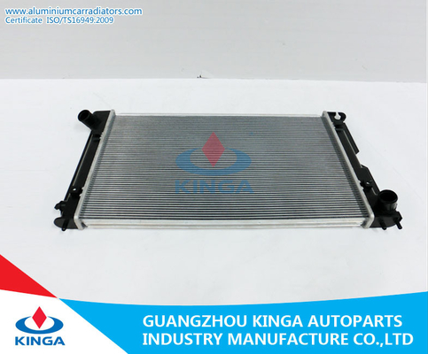 TOYOTA COROLLA 01-04 radiateurs domestiques de la TA de TOYOTA AVENSIS 03-06 de radiateur de représentation fournisseur
