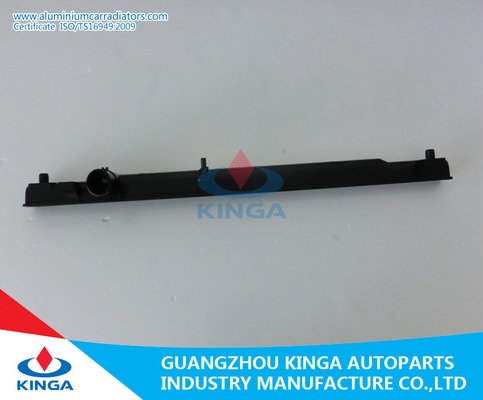 La TA GRX121/2 04 de TOYOTA en plastique REIZ de radiateur de réservoir du fond de haute performance fournisseur