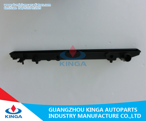 COURONNE de TOYOTA en plastique de rechange de réservoir de radiateur de l'eau 91-99 GS136V À fournisseur