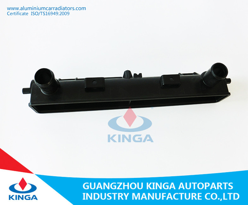 Réservoir en plastique de radiateur noir pour la brise automatique de Chrysler de radiateur/Cirrus 95 - 00 fournisseur