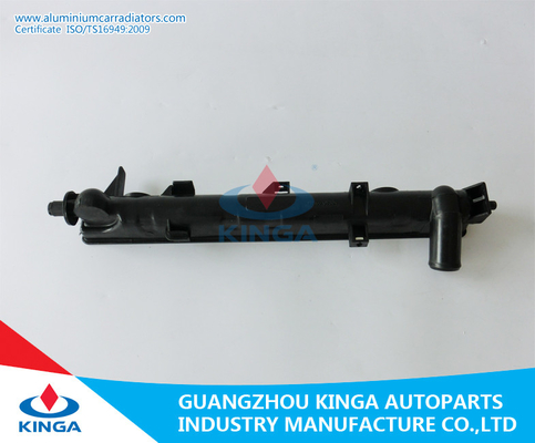 Remplacement en plastique de réservoir de radiateur de la couverture PA66 pour Mazda MPV GF - la TA 2000-2003 de LWEW fournisseur