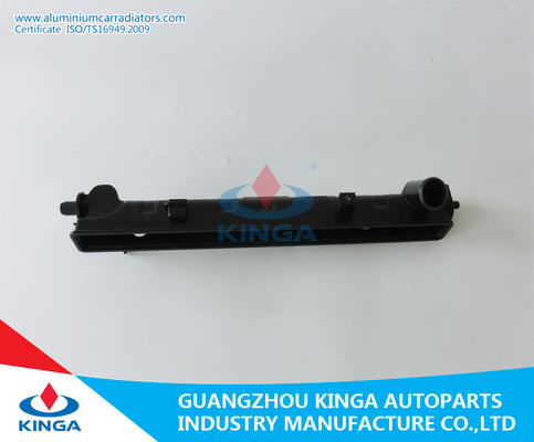 Remplacement en plastique de réservoir de radiateur de la couverture PA66 pour Mazda MPV GF - la TA 2000-2003 de LWEW fournisseur