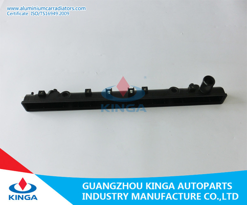 Réservoir en plastique KD-SGL5 MPV2.5D '95-02 de radiateur de Frendy de bongo de Mazda fournisseur