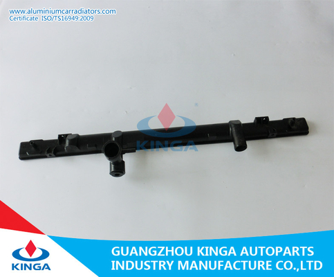 MAZDA 6 02 - 2.0CDVI (d) au réservoir matériel de radiateur de la voiture PA66 de réparation de réservoir de radiateur fournisseur